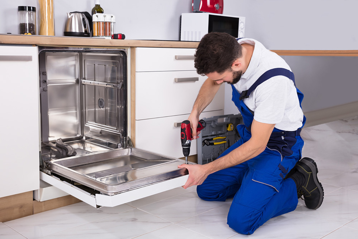 Hausgeräte-Service bei Martin Meyer Elektro in Uettingen