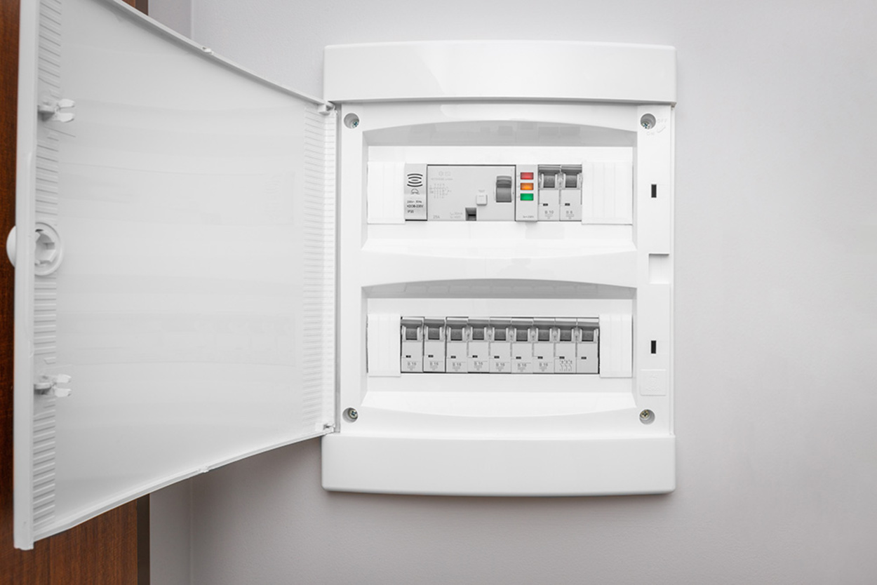 Über­spannungs­schutz bei Martin Meyer Elektro in Uettingen