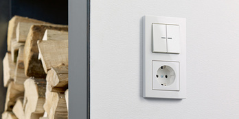 JUNG KNX Taster F 10 bei Martin Meyer Elektro in Uettingen