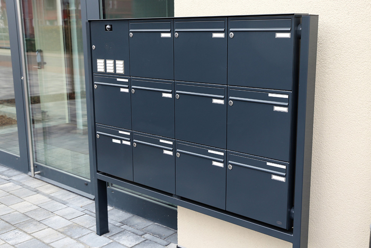 Briefkasten­systeme bei Martin Meyer Elektro in Uettingen
